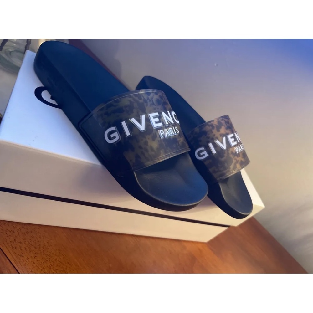 Authentic Givenchy Tortoise Pool Slides - image 4